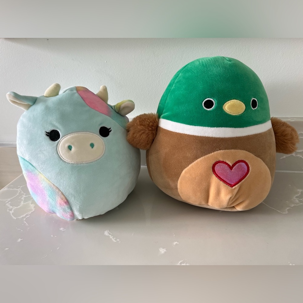 2 NWOT Squishmallows Bundle - One 8” Avery the Pigeon and One 7” Reversible